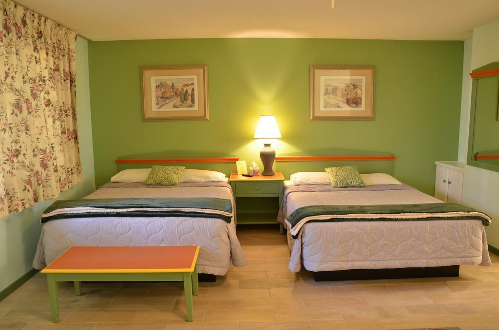 Sandpiper Springs Retreat & Spa เดเซิร์ทฮอตสปริงส์ ห้อง รูปภาพ